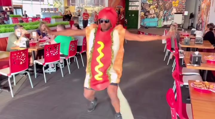 Hot Dog Man EJ: Crowd Pleaser